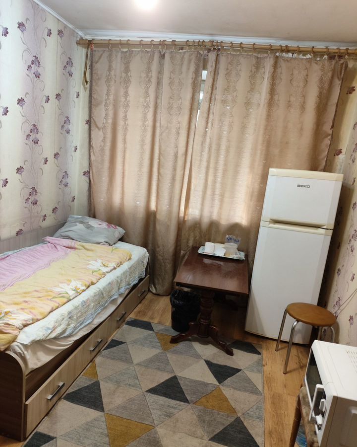 комната г Калининград р-н Ленинградский ул Молодой гвардии 16 фото 1