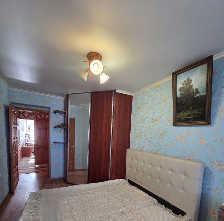 квартира г Омск р-н Кировский ул Дианова 26 фото 5