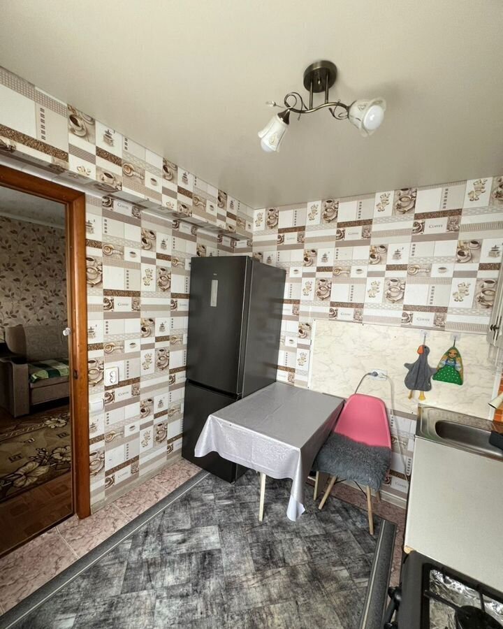 квартира г Астрахань р-н Ленинский ул Яблочкова 31 фото 6
