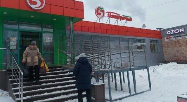 торговое помещение Заречная дом 1а фото