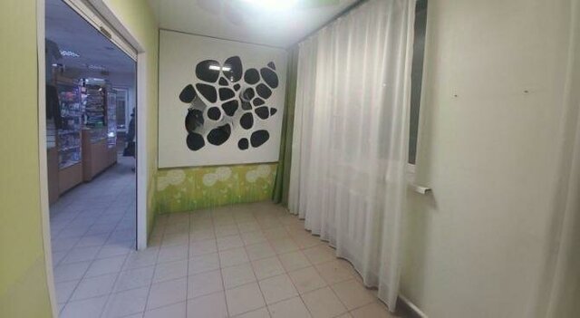 торговое помещение Стрелка Мещерское Озеро дом 8а фото