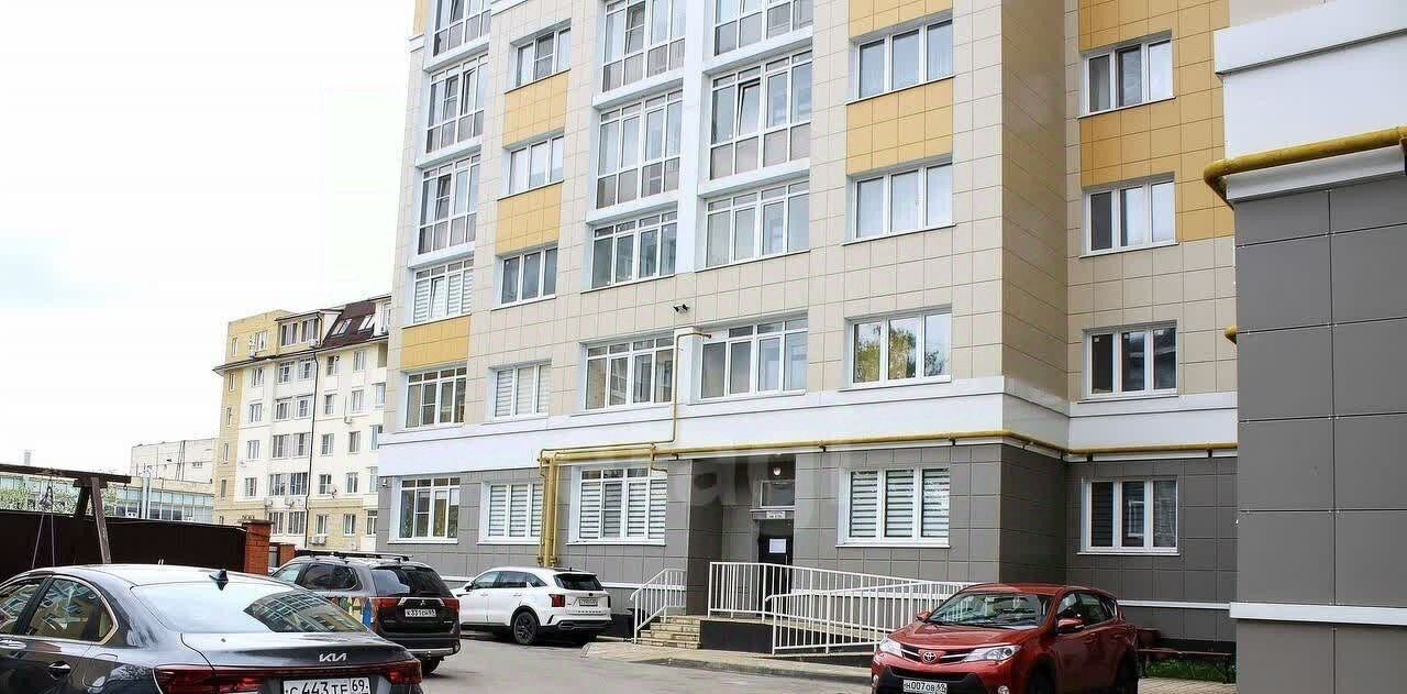 квартира г Тверь р-н Центральный ул Веры Бонч-Бруевич 26 фото 2