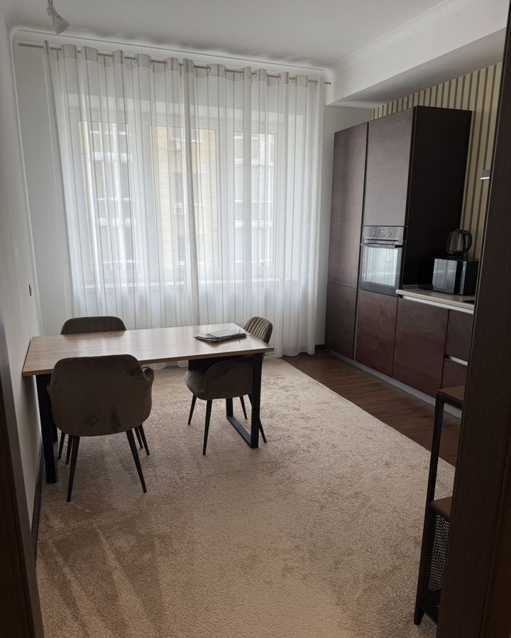 квартира г Тюмень р-н Центральный ул Осипенко 16 фото 1