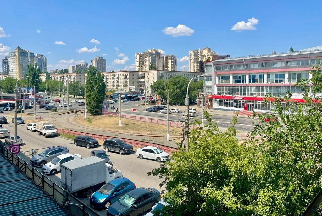 квартира г Волгоград ул 7-й Гвардейской 11 фото 10