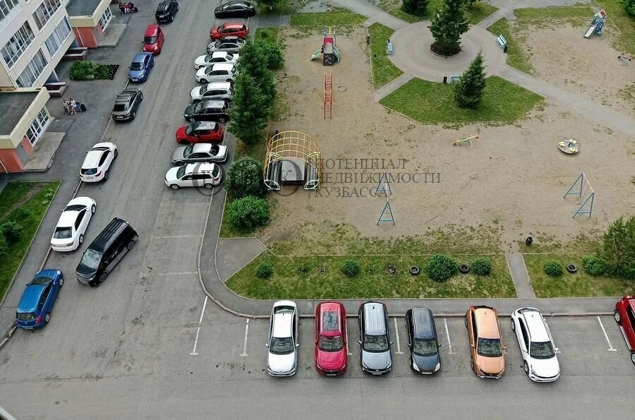 квартира г Кемерово пр-кт Шахтеров 82а фото 20