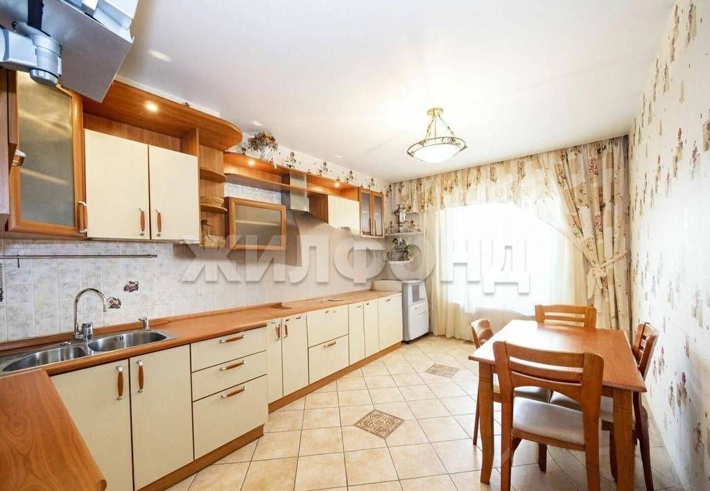 квартира г Новосибирск Гагаринская ул Галущака 3 фото 1