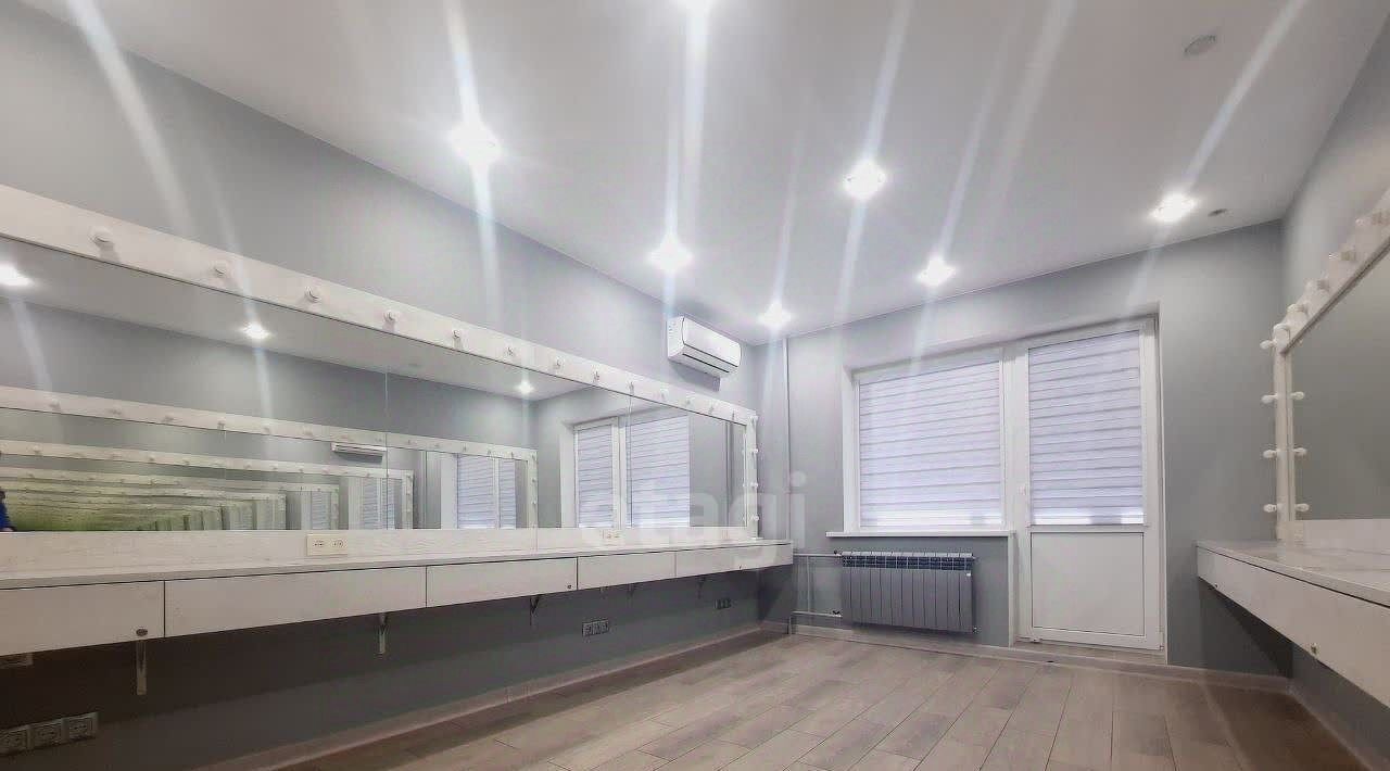 квартира г Тольятти р-н Автозаводский ул Революционная 51 фото 5