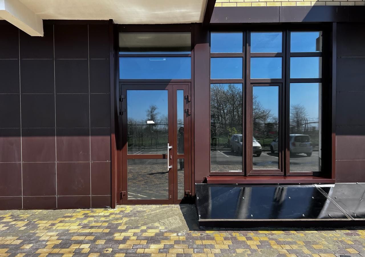 торговое помещение г Краснодар р-н Прикубанский ул Дубравная 1 фото 5