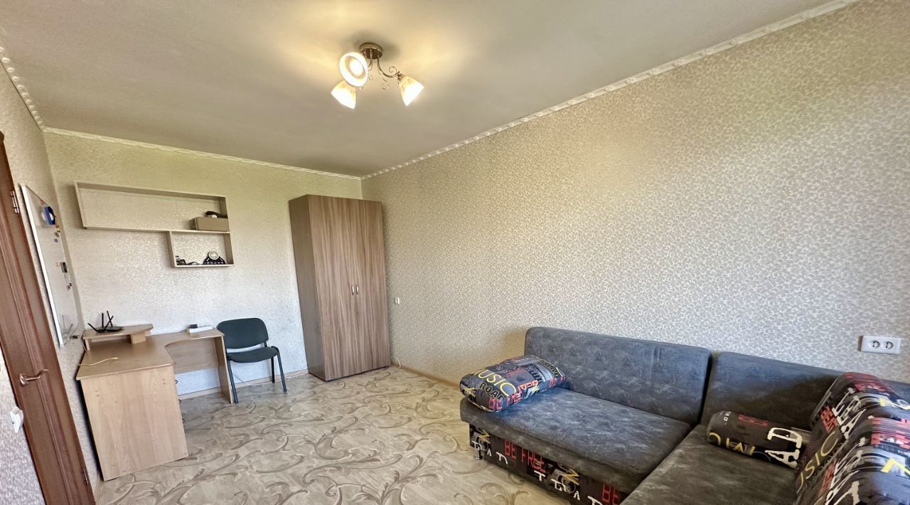 квартира г Барнаул р-н Октябрьский ул Чудненко 83 фото 6