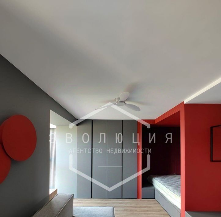 квартира г Калининград р-н Ленинградский ул А.Невского 105а фото 1