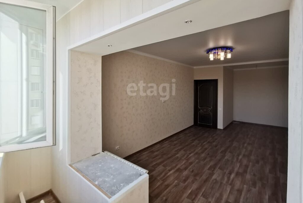 квартира г Белгород ул Есенина 8а фото 11