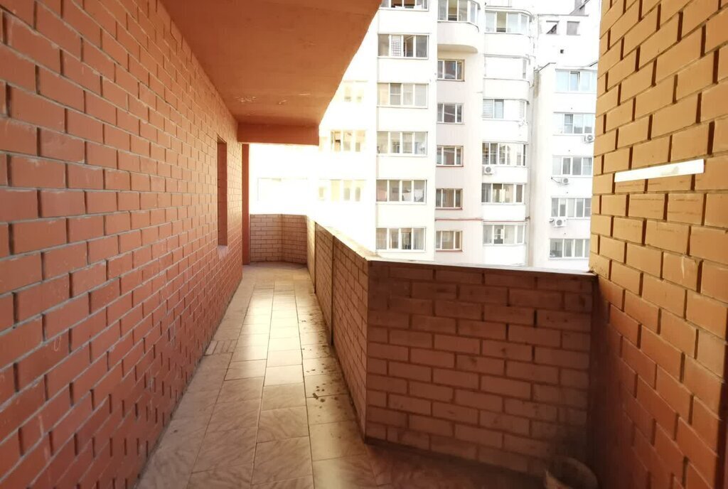 квартира г Белгород ул Есенина 8а фото 17