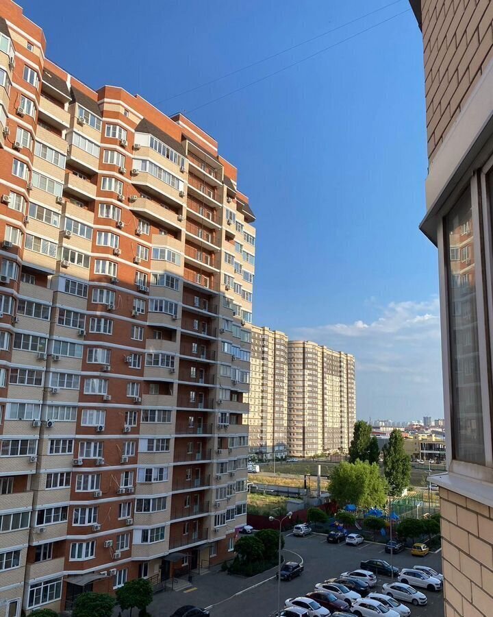 квартира г Краснодар р-н Прикубанский мкр им Петра Метальникова ул Тополиная 46к/2 фото 12