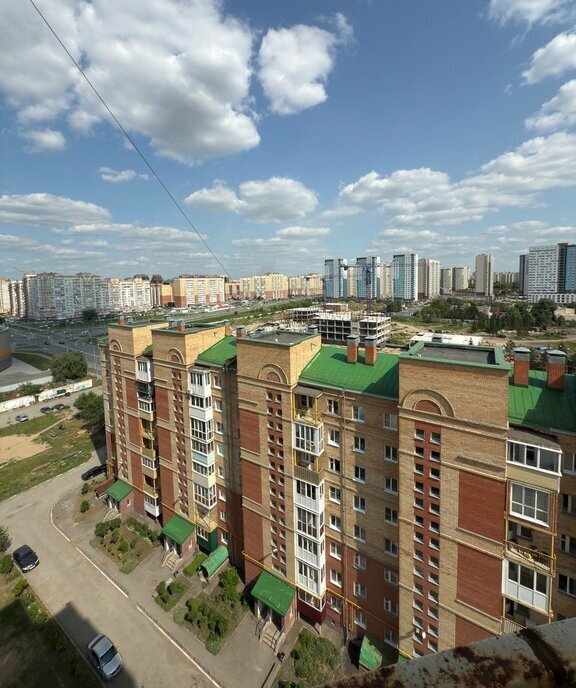 квартира г Омск ул Перелета 24 фото 6