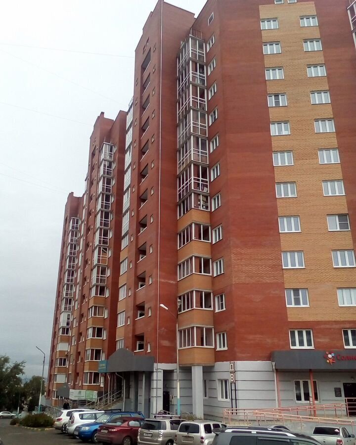квартира г Красноярск р-н Октябрьский ул Ладо Кецховели 17а фото 1