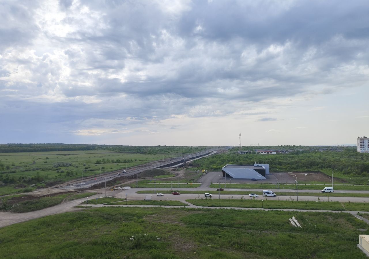 квартира г Магнитогорск р-н Орджоникидзевский пр-кт Карла Маркса 237к/2 фото 2