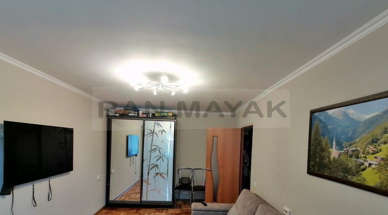 квартира г Майкоп ул Димитрова 13 фото 2