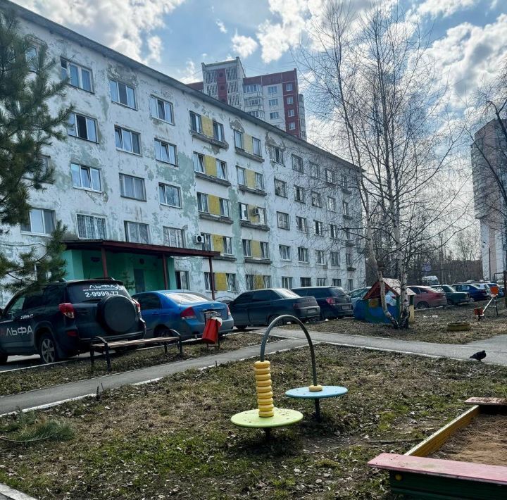 квартира г Пермь р-н Орджоникидзевский ул Академика Веденеева 13 фото 1