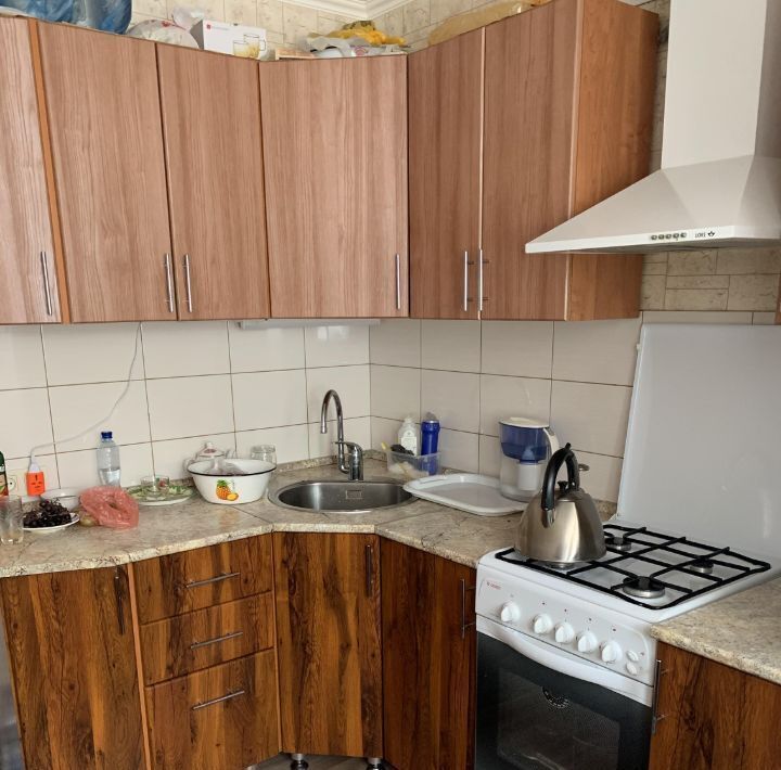 квартира г Саратов п Шарковка р-н Заводской 3 фото 2