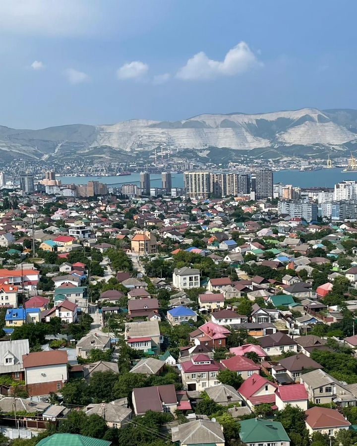 квартира г Новороссийск р-н Центральный ул Куникова 47г фото 25