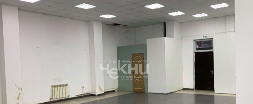 торговое помещение г Нижний Новгород Горьковская ул Ванеева 181 фото 2