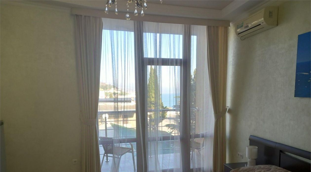 комната г Алушта ул Набережная 16е фото 2