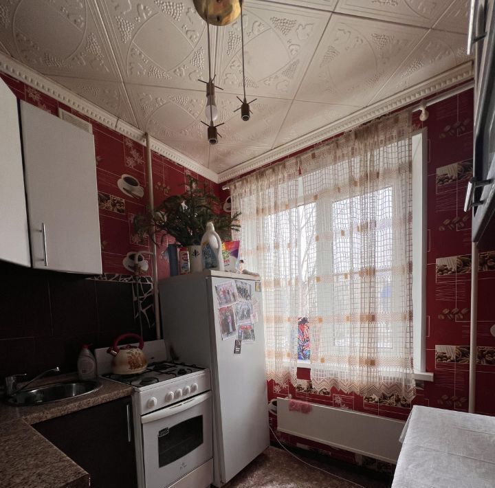 квартира г Астрахань р-н Кировский ул Валерии Барсовой 12к/2 фото 3