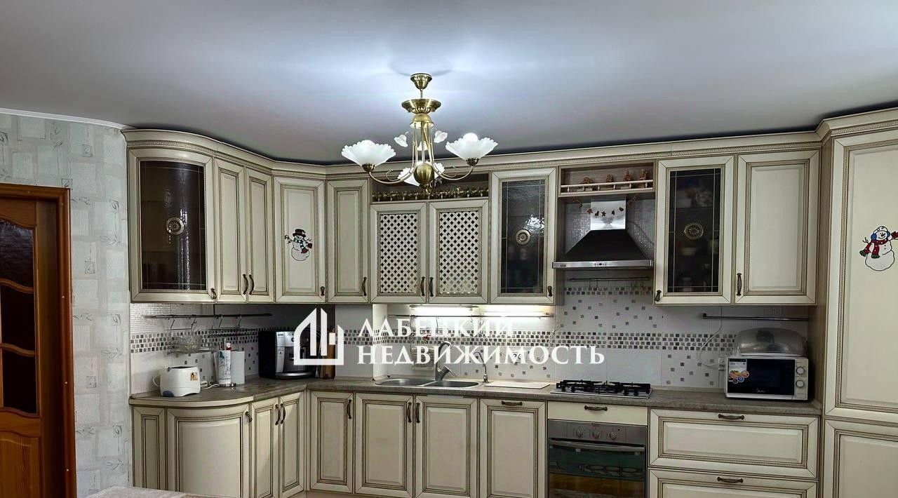 квартира г Курск р-н Центральный ул 50 лет Октября 96б фото 1