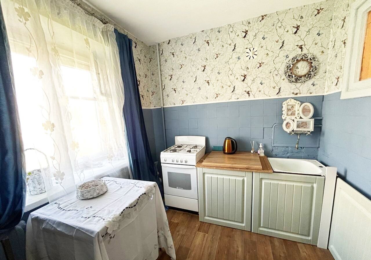 квартира г Тюмень р-н Ленинский проезд Геологоразведчиков 15 фото 1
