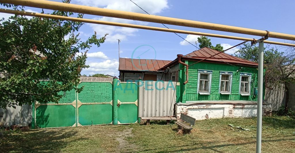 дом р-н Новооскольский г Новый Оскол ул Величко фото 1