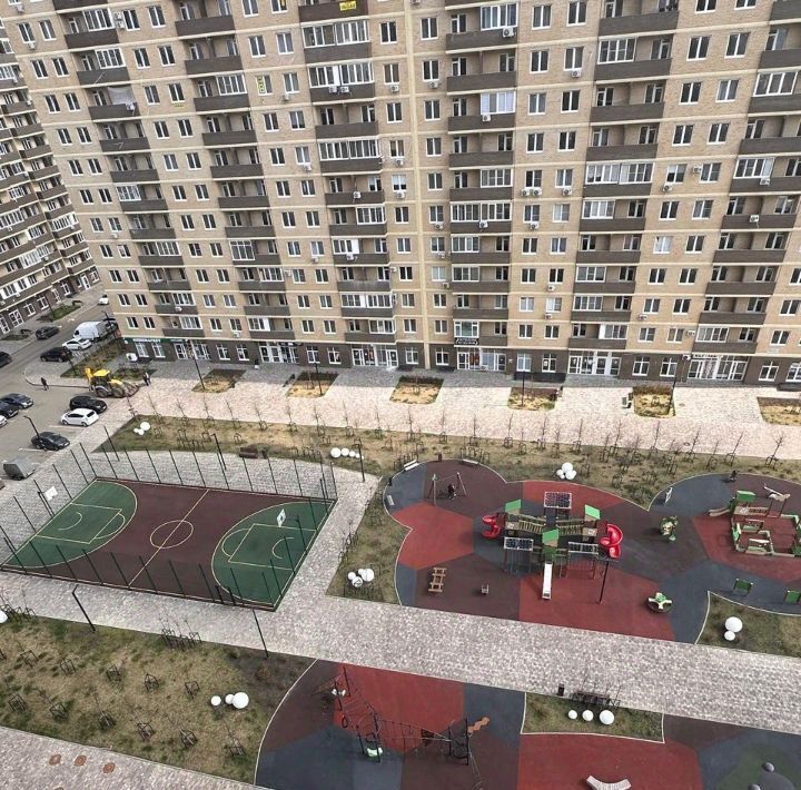 квартира г Краснодар р-н Прикубанский ул им. лётчика Позднякова 2к/14 фото 9