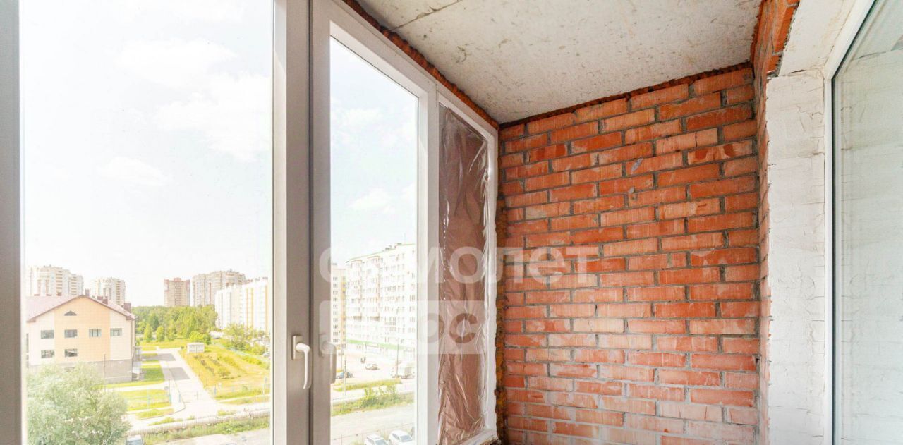 квартира г Омск р-н Кировский пр-кт Комарова 17к/1 фото 23