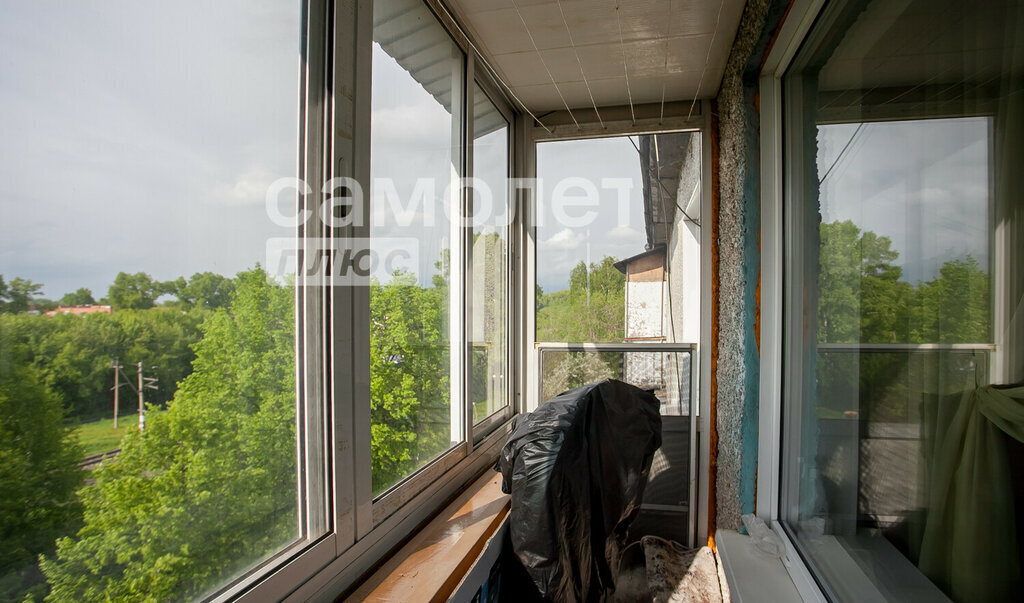 квартира г Кемерово ул Металлистов 15 фото 5