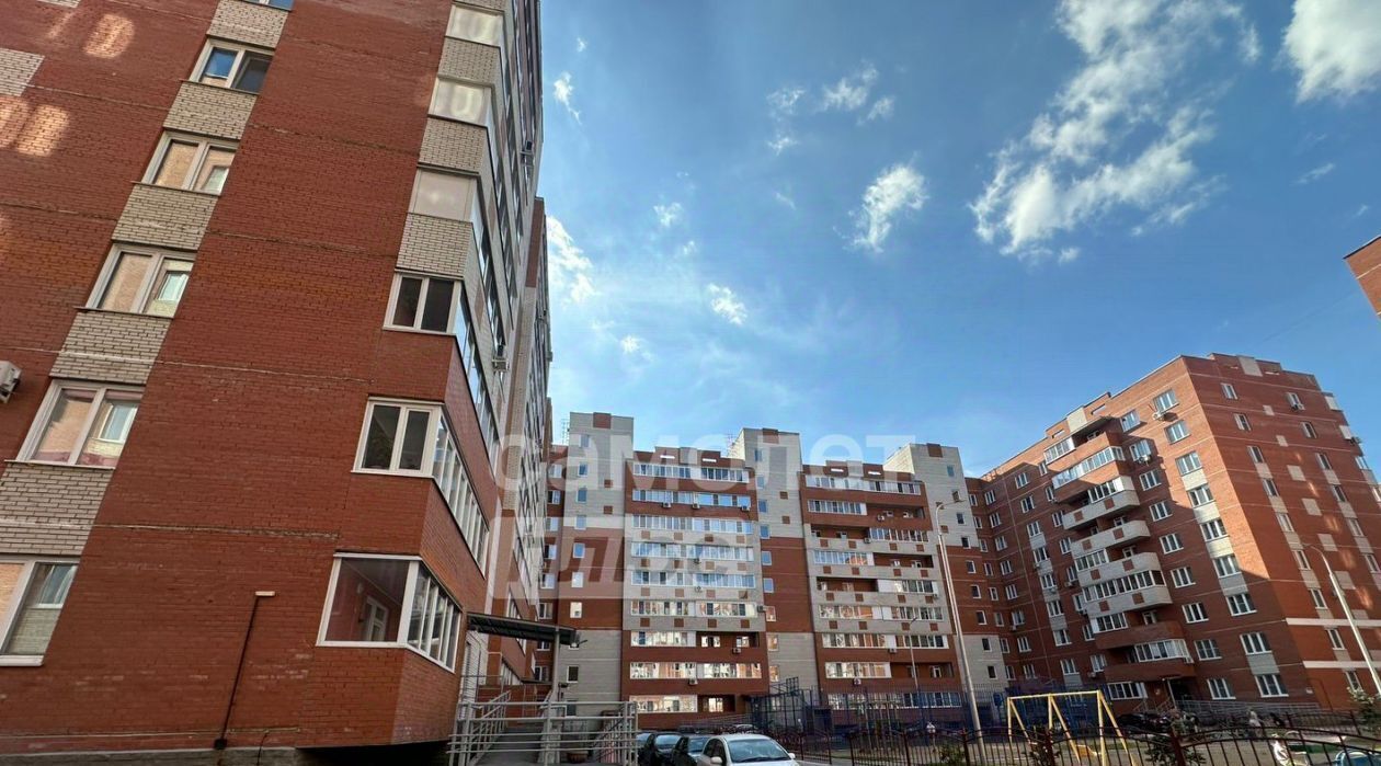 квартира г Омск р-н Ленинский ул 1-й Красной Звезды 79 фото 1