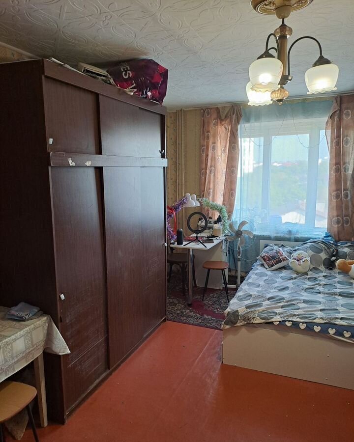 комната г Новокуйбышевск ул Суворова 17 фото 1