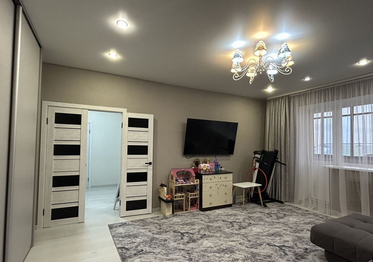 квартира г Губкинский 15-й мкр-н, 6, Тюменская обл. фото 7