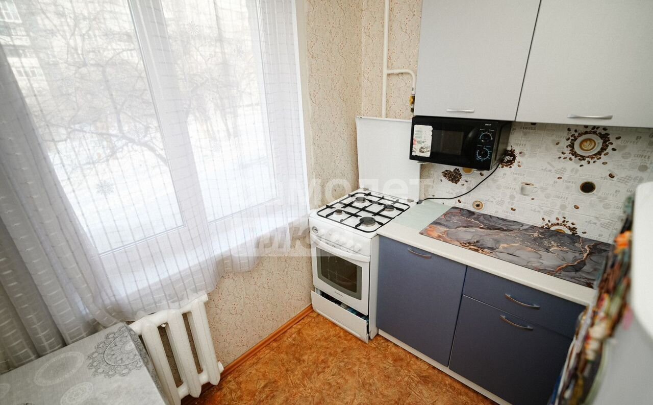 квартира г Омск р-н Кировский ул Дианова 5а фото 7