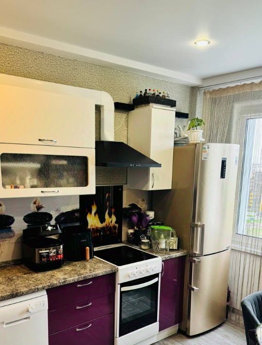 квартира г Омск р-н Центральный ул 21-я Амурская 25 фото 2
