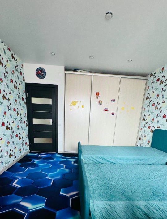 квартира г Омск р-н Центральный ул 21-я Амурская 25 фото 16