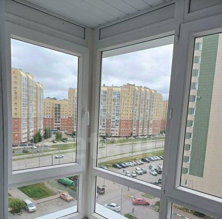 квартира г Омск р-н Кировский ул Взлетная 15 фото 18