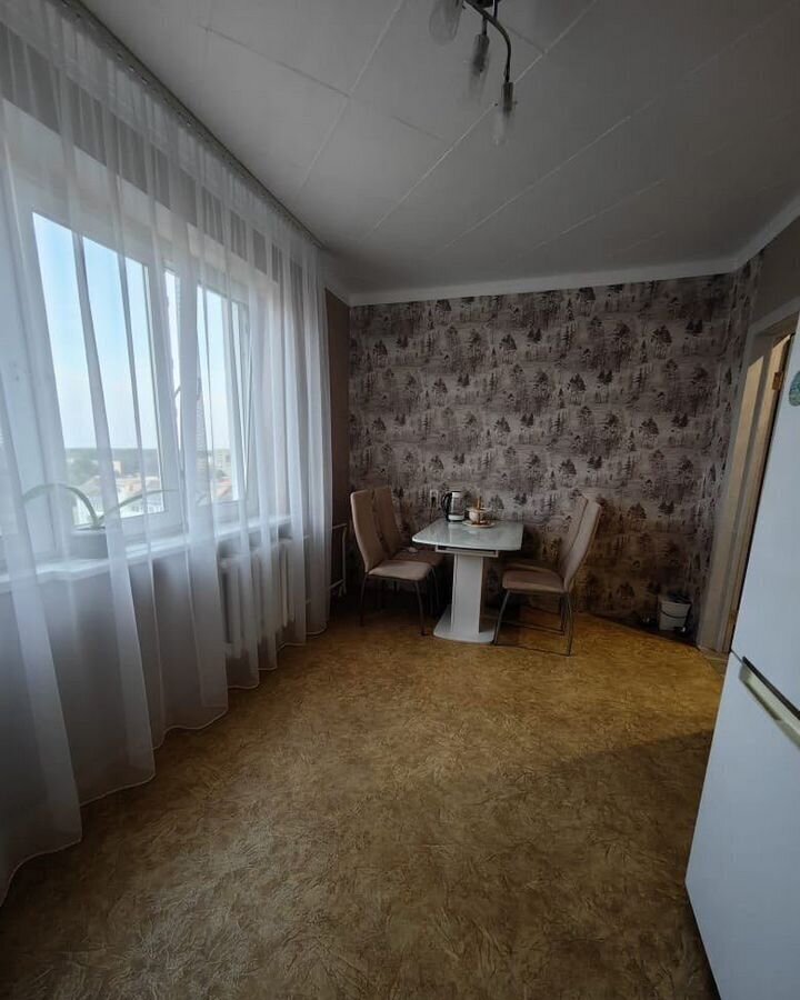 квартира г Тобольск 4-й мкр-н, 37/2 фото 6