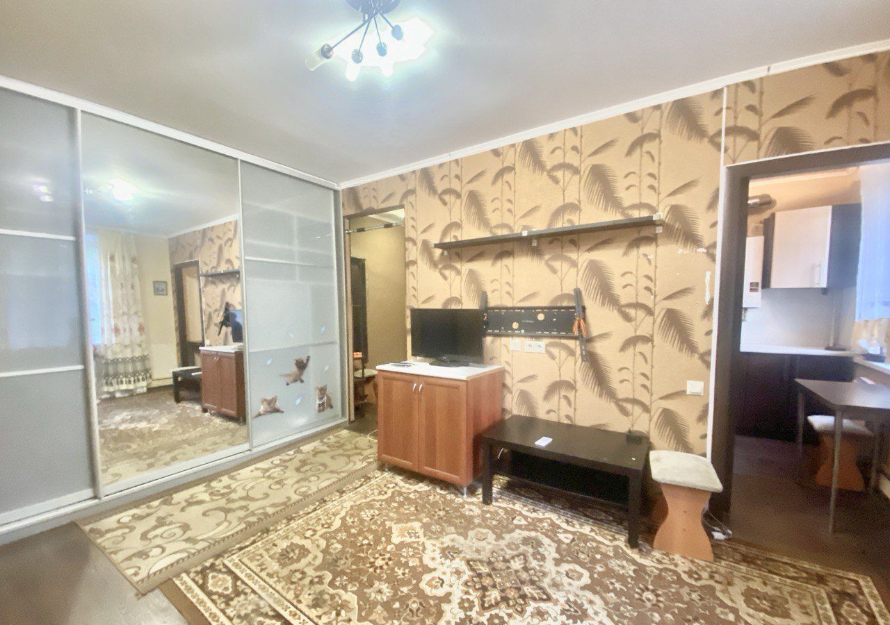 квартира г Нижний Новгород р-н Автозаводский Парк культуры ул Коломенская 3 фото 2