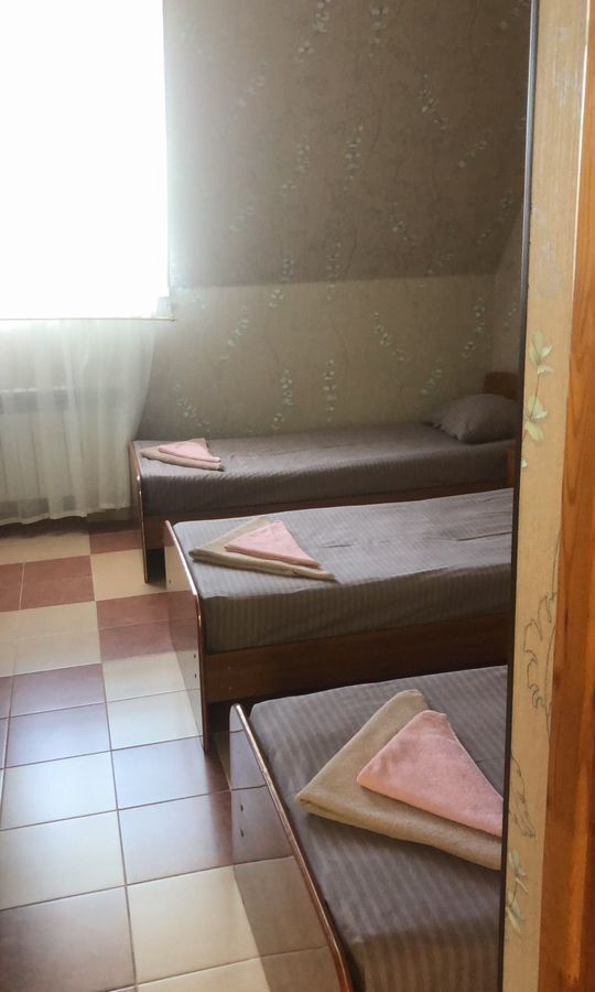 комната г Сочи р-н Адлерский Адлер ул Чкалова 38а с Илларионовка р-н Адлерский фото 2