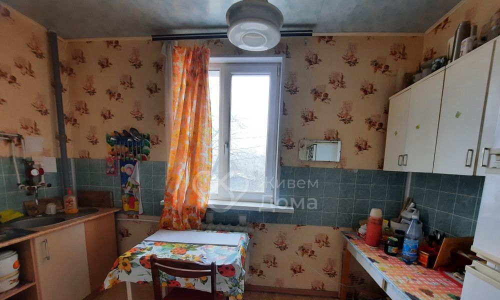 квартира г Волгоград р-н Тракторозаводский ул Героев Шипки 1а фото 6