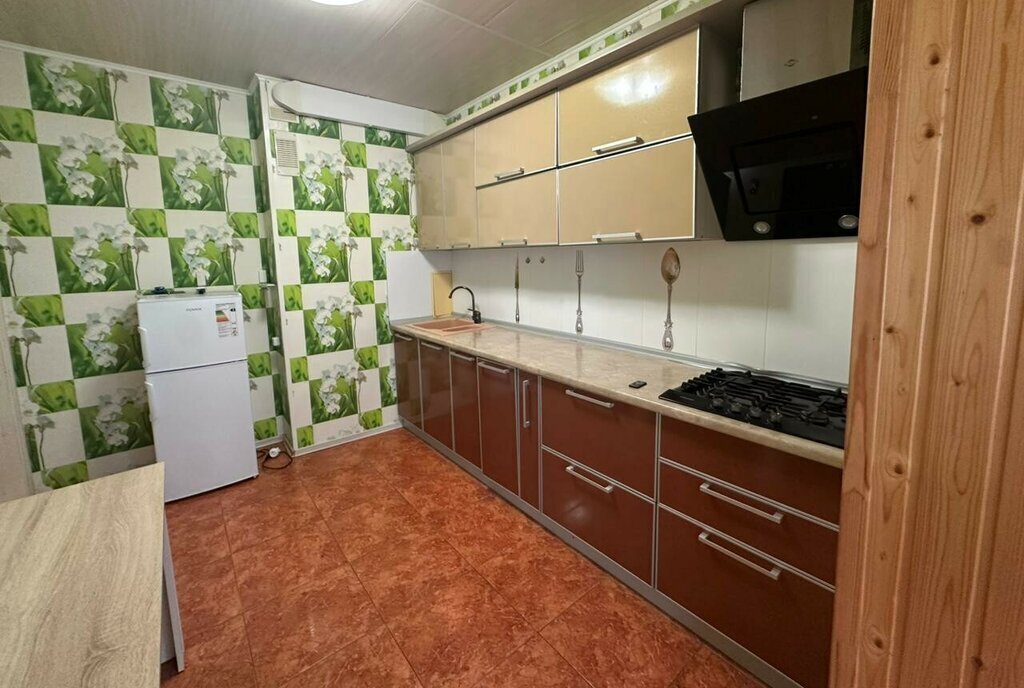 квартира г Астрахань р-н Кировский ул Куликова 77к/3 фото 9