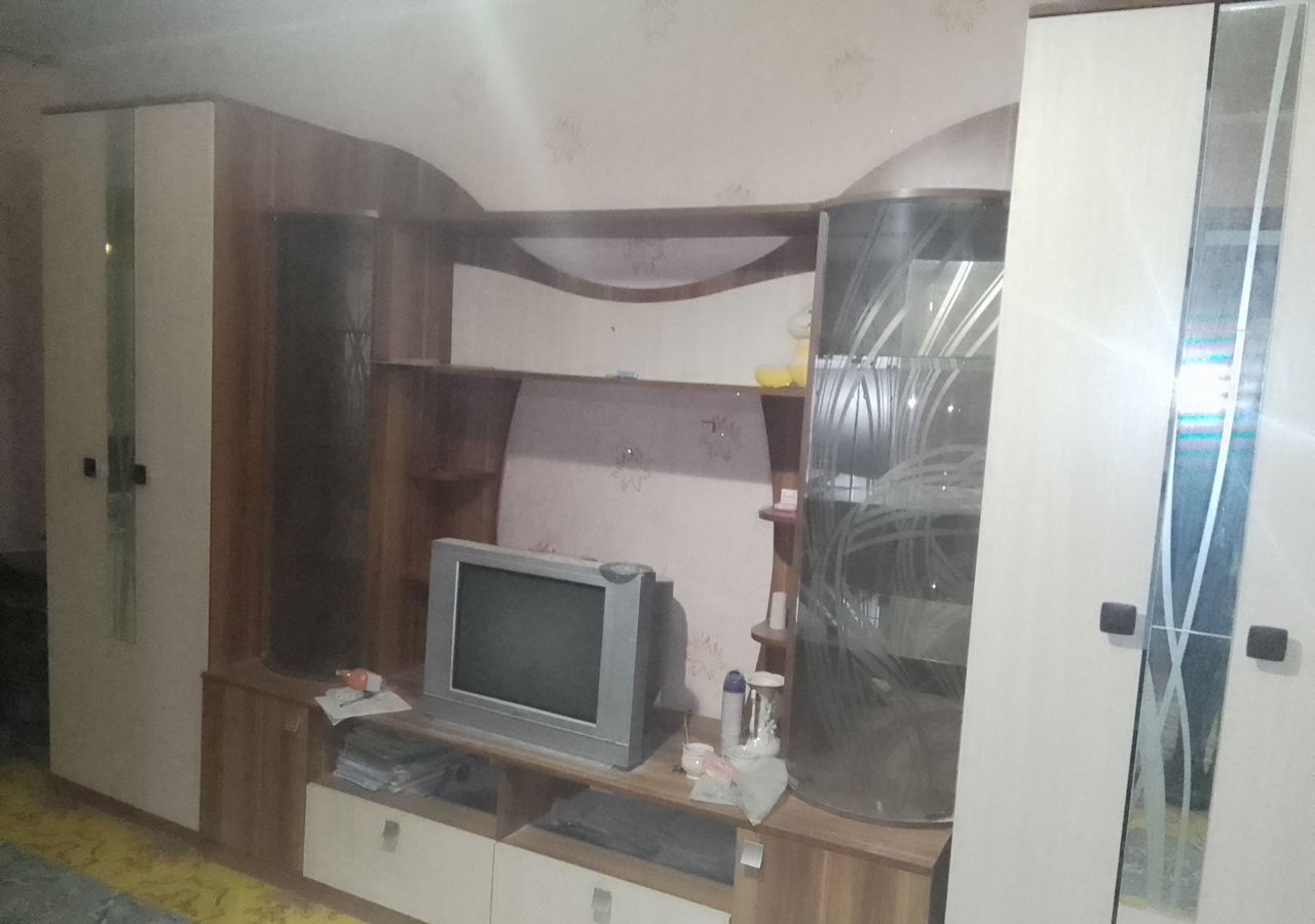 комната р-н Артемовский г Артемовский ул Молодежи 24а фото 2