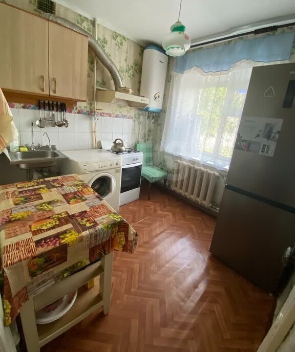 квартира г Ялуторовск улица Александра Матросова, 44 фото 8