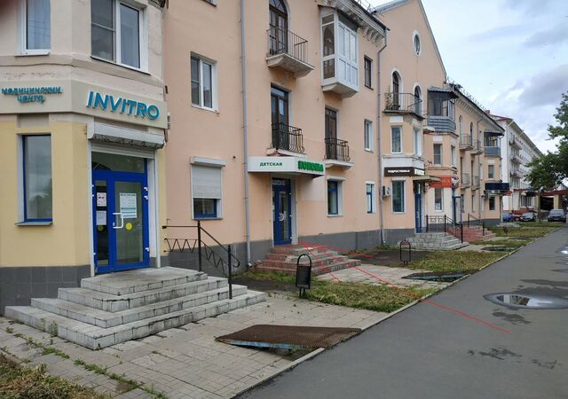 торговое помещение Центральный ул Крестовая 122 фото