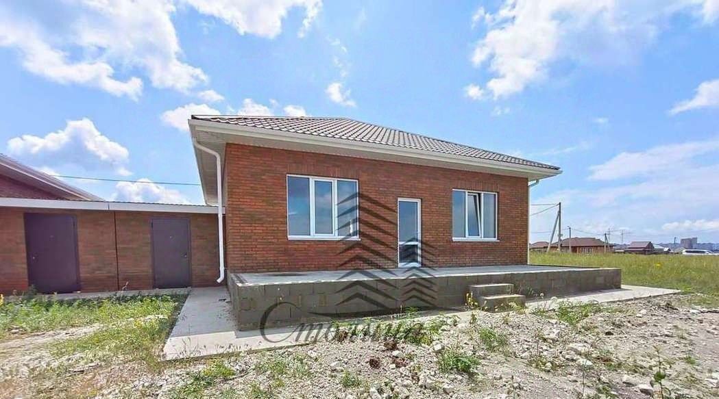 дом г Старый Оскол ул Лучистая фото 1