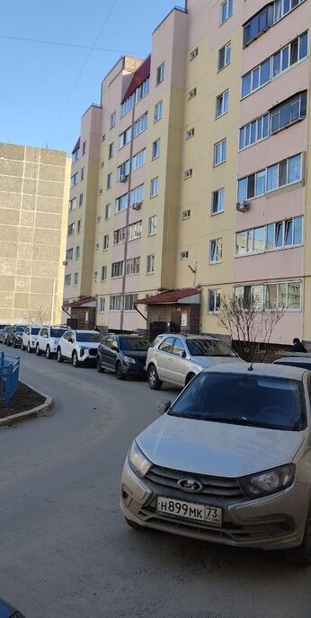 комната г Ульяновск р-н Засвияжский пр-кт Хо Ши Мина 32к/3 фото 1